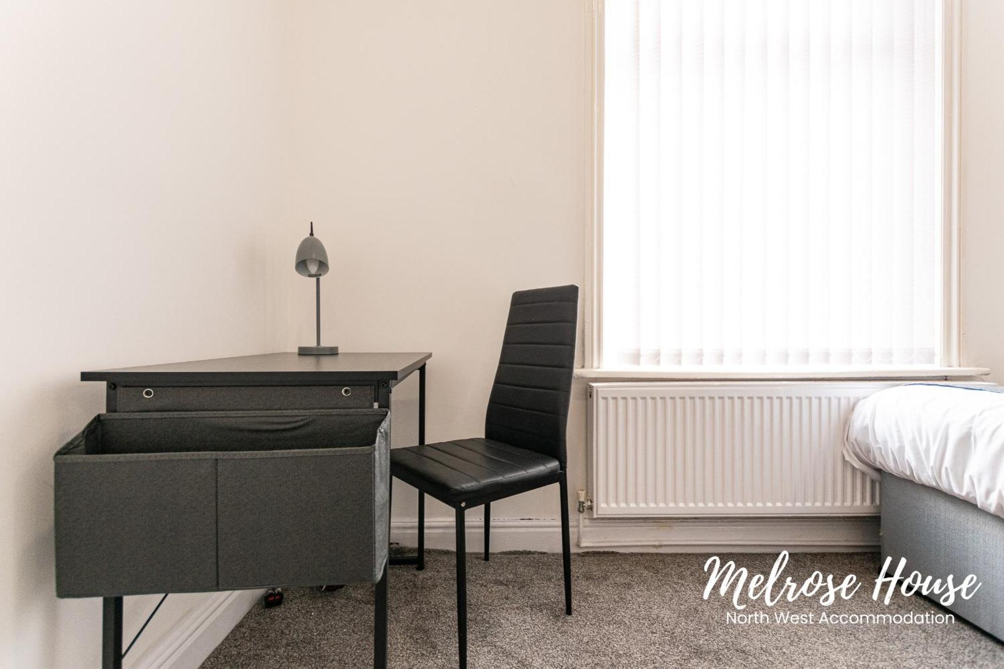 Perfect For Contractors & Families 2Br Home With Parking & Wifi